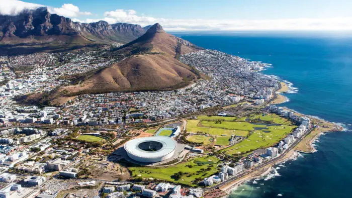 Amazing Places To Visi﻿t﻿ Be﻿fo﻿re﻿ ﻿You﻿ ﻿Die Cape Town, South Africa
