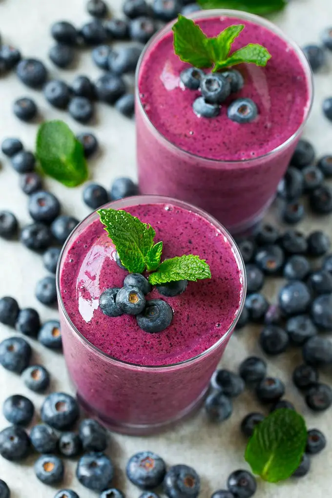 15 Easy Healthy Smoothie Recipes That Are Packed With Nutrients ...