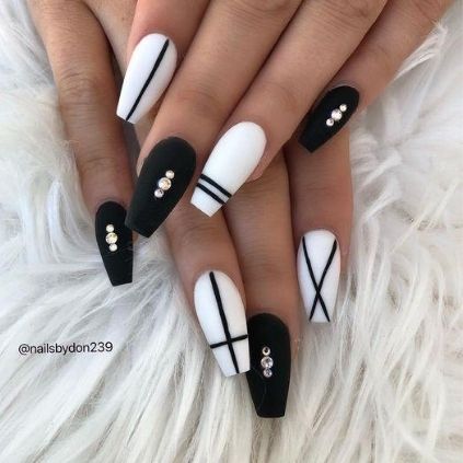 Black And White Nail Art