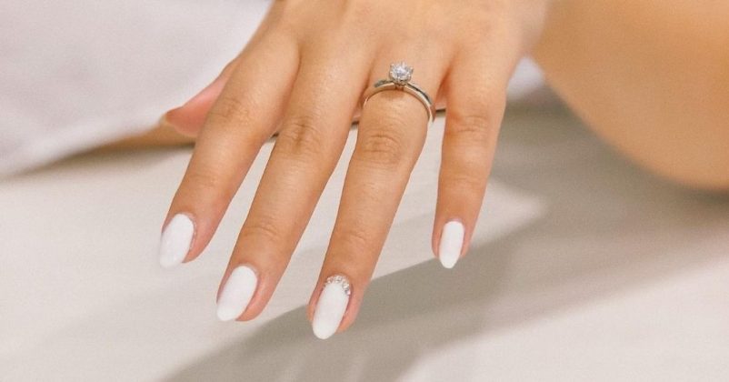 20 Gorgeous White Nail Designs You Need To Try | SplendidWoman.com