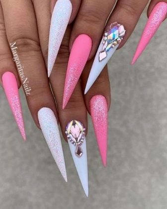 31 Stunning Pink And White Nail Designs To Spice Up Your Style ...